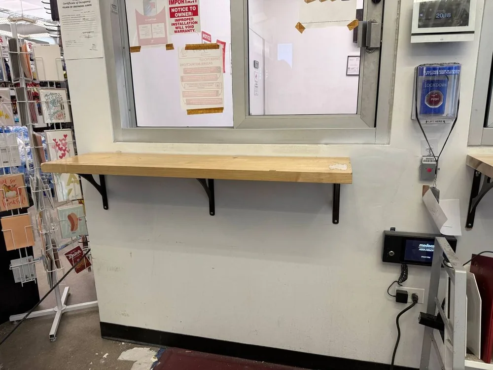 Shelf Installation work in Buffalo Grove