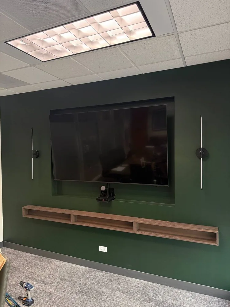 Tv Mounting work in Arlington Heights